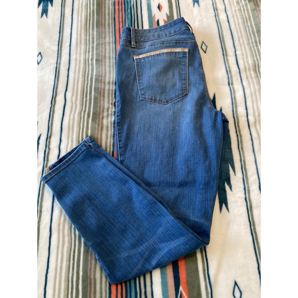 White House Black Market The Skinny Ankle Jean Size 10